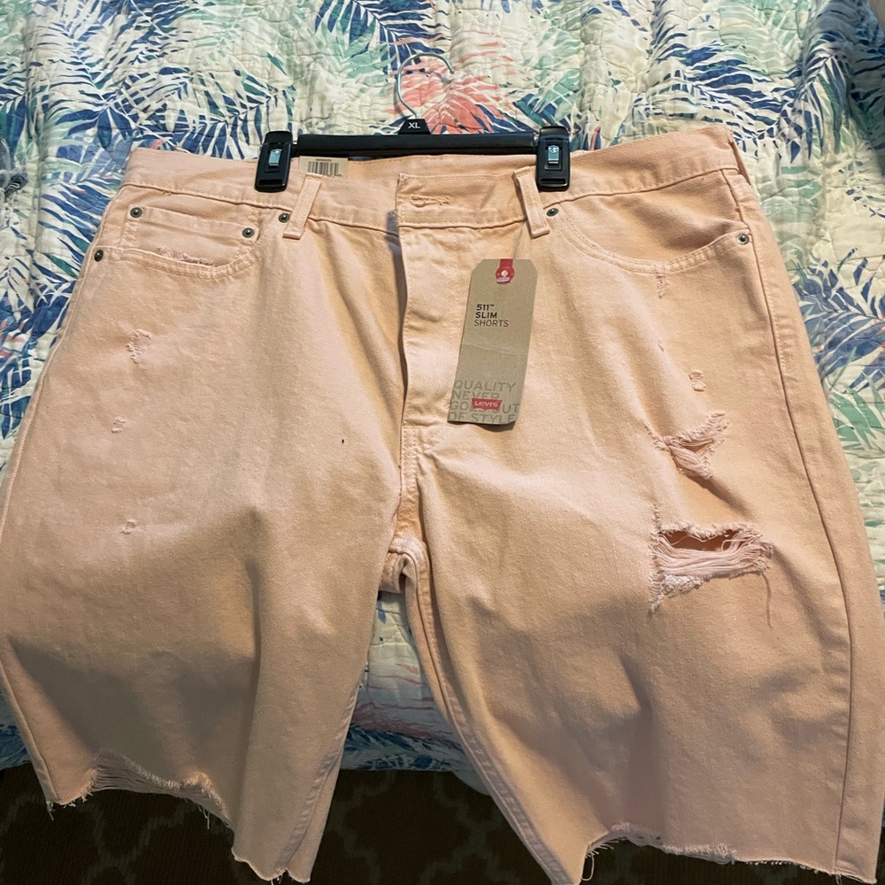 Mens Levi’s jean shorts size 38